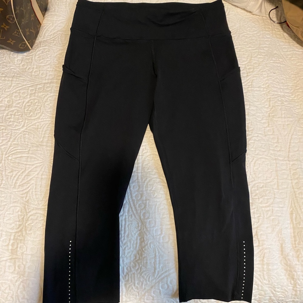 LuLu Lemon Fast and Free Reflective High Rise Crop “19